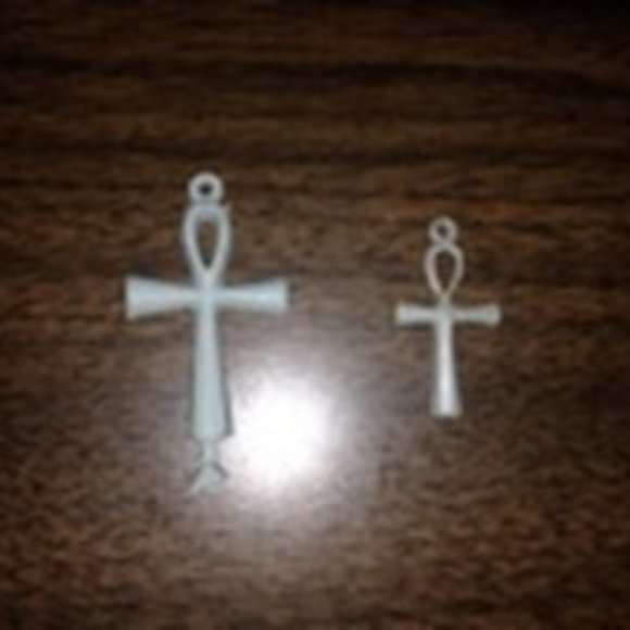 Sterling Silver Egyptian Medium Ankh Pendant - Picture 7 of 9